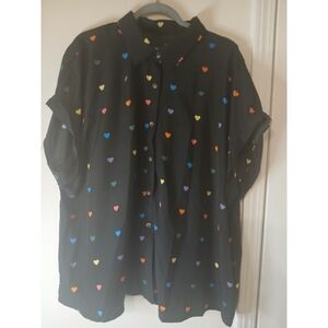SHEIN Curve Black Multicolor Heart Button Down Top